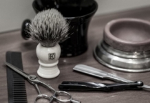 Tornano i barbieri e gli artigiani, mestieri che sembravano in estinzione